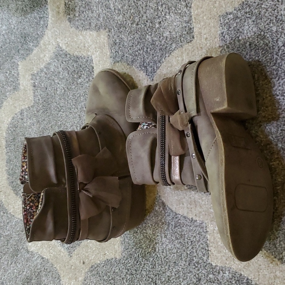 Youth 3 low boots